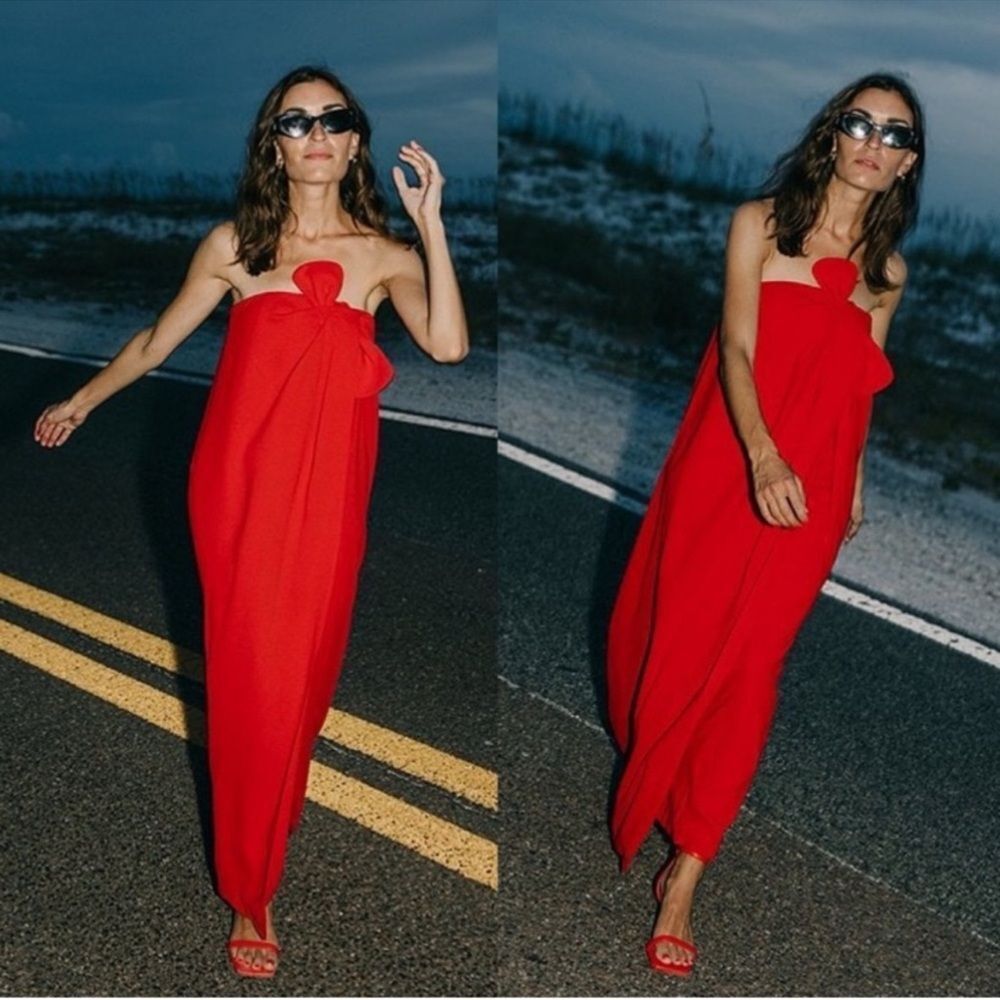 Antonio Melani Elizabeth Damrich Radziwill Full Length Strapless Crepe
XX1, 2, 3 - Picture 3 of 5